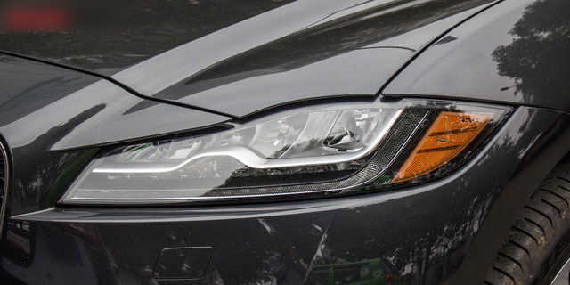 SUV thể thao Jaguar F-Pace S đầu tiên xuất hiện tại Việt Nam